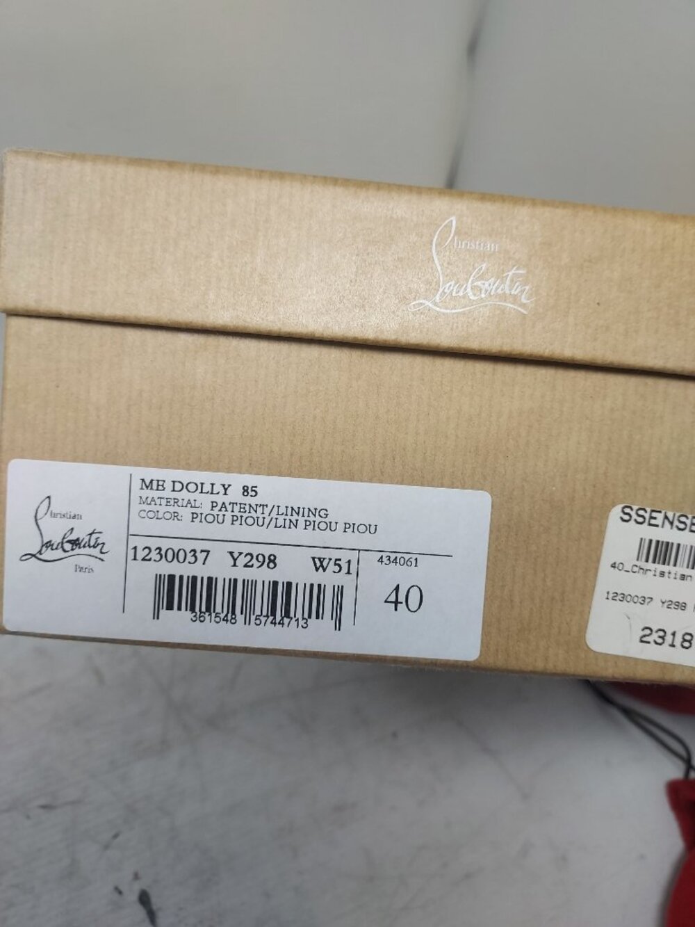 CHRISTIAN LOUBOUTIN Me Dolly Patent Yellow Heel Sandal - Picture 12 of 12